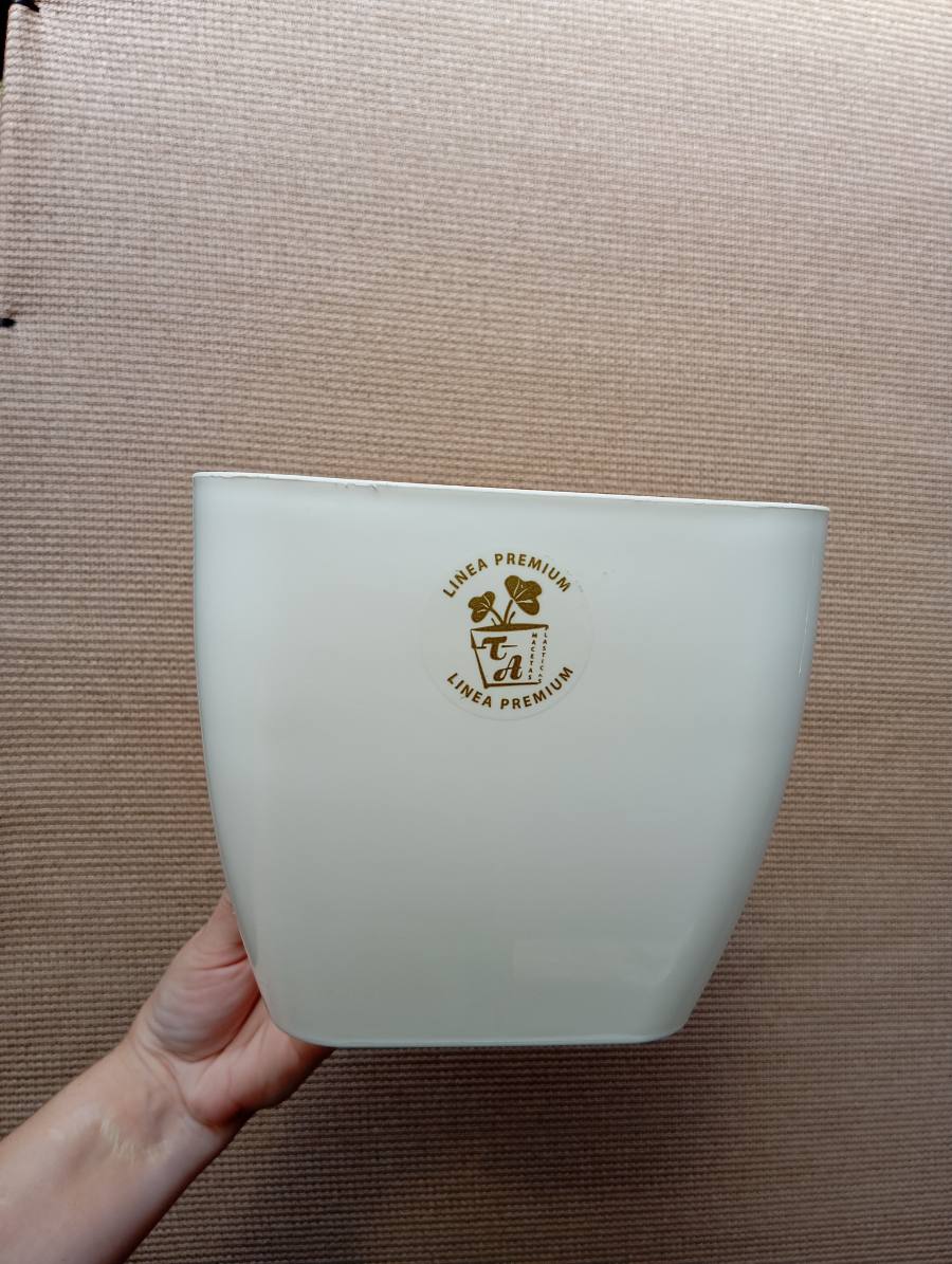 Maceta premium N°16