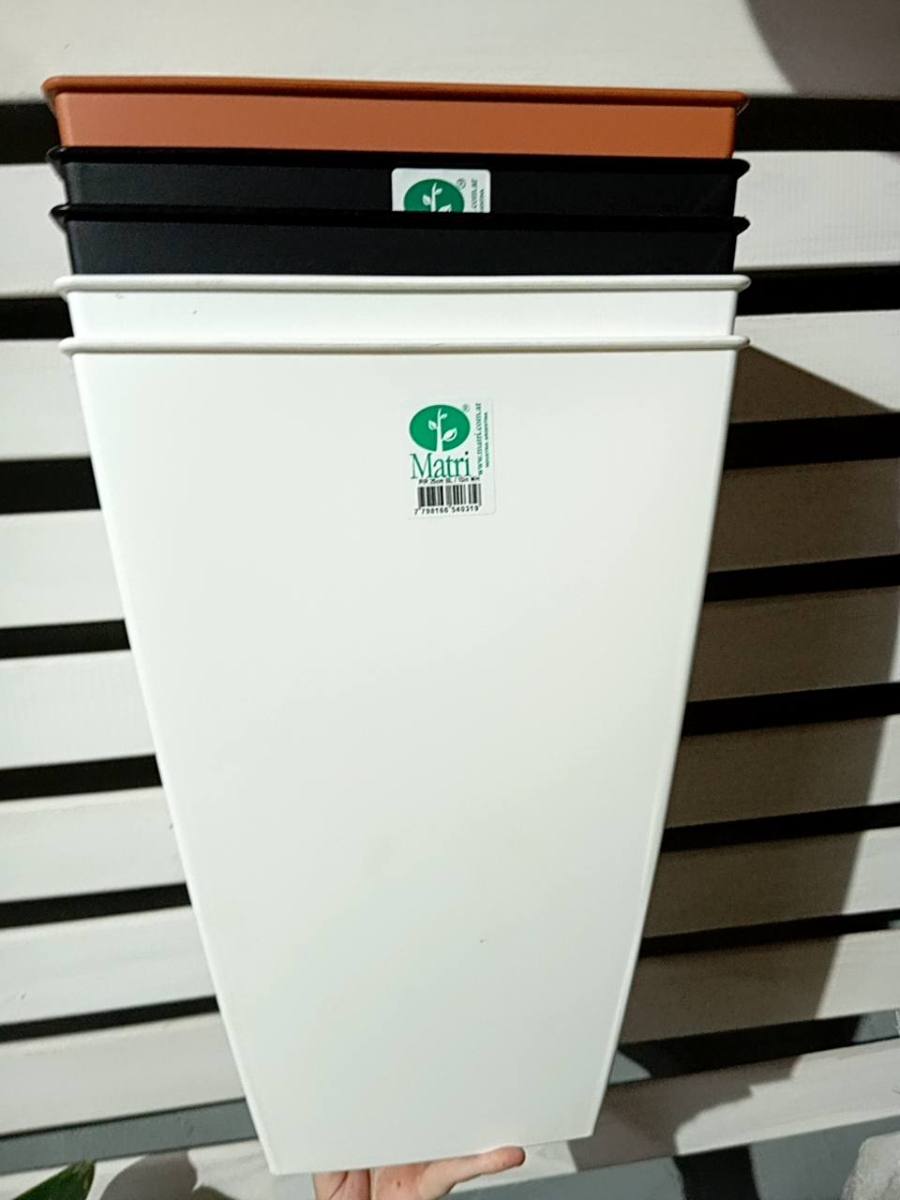 Maceta piramidal N°25