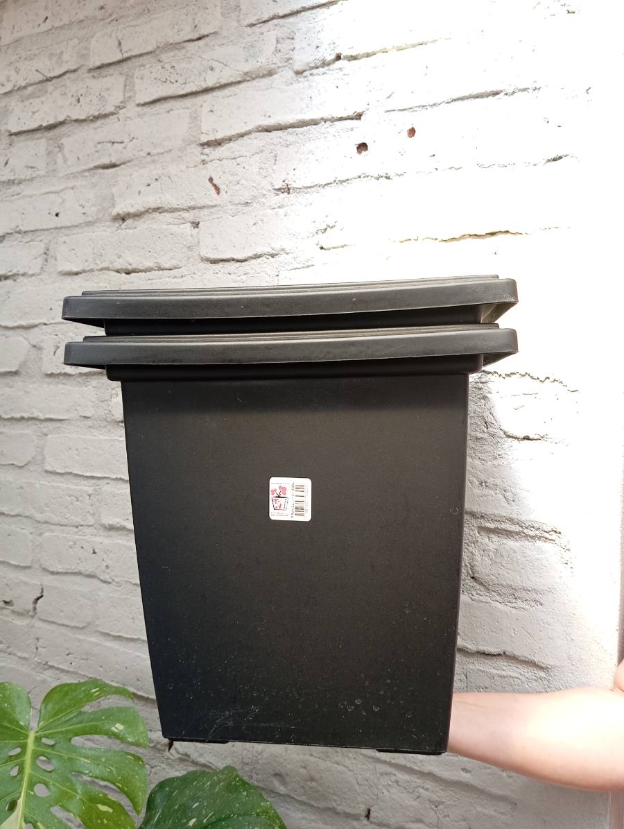 Maceta piramidal N°30