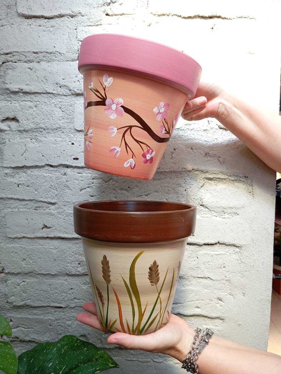 Maceta de cerámica pintada — foto 2