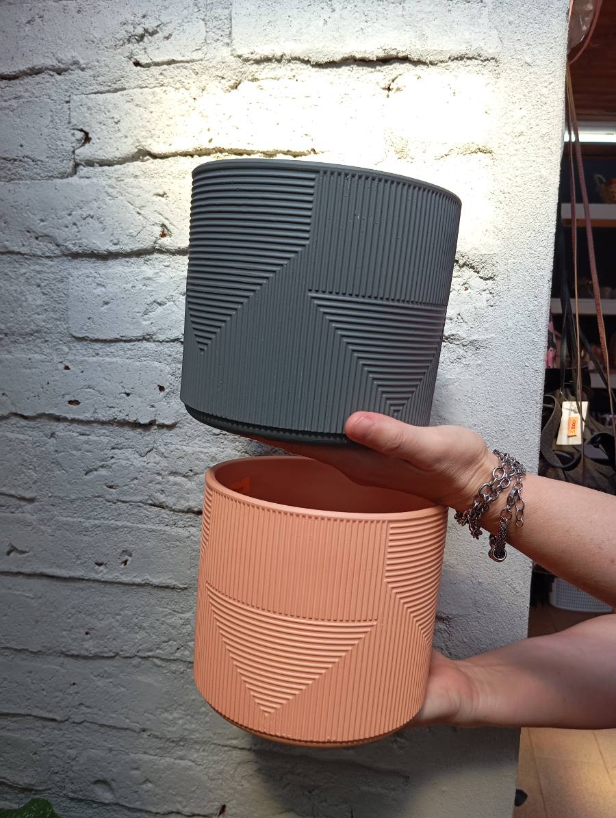 Maceta de cerámica — foto 1