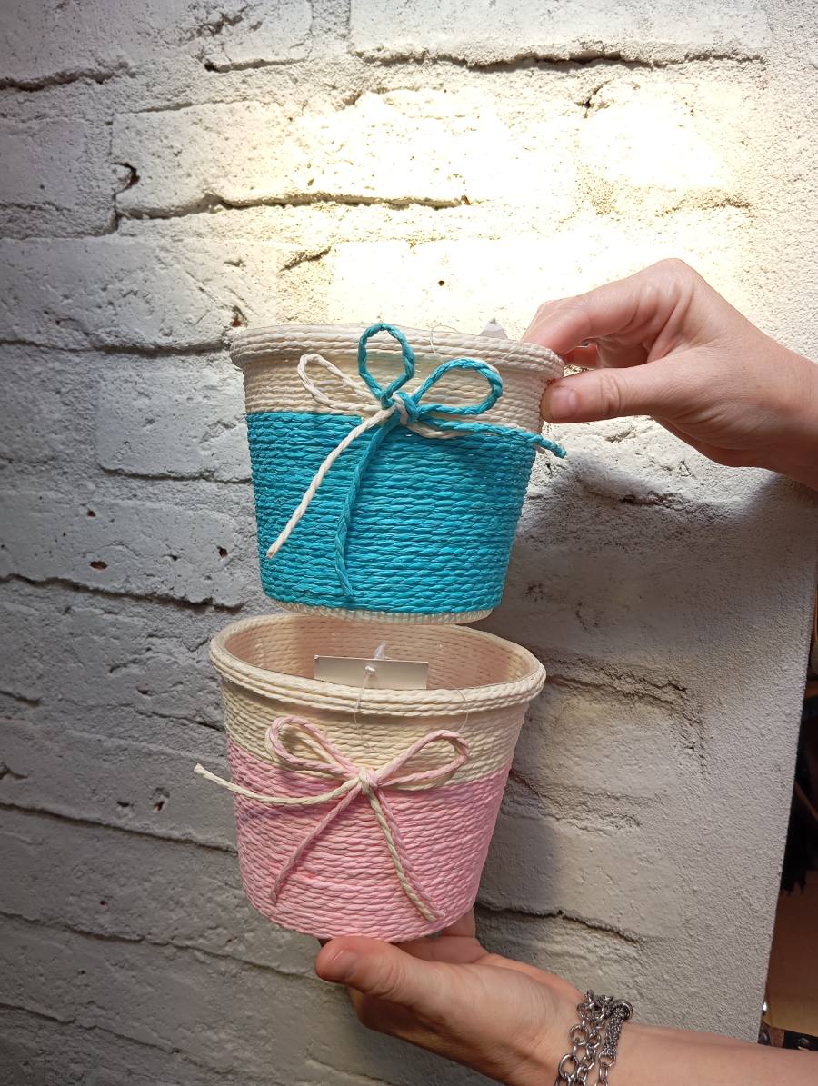 Macetas decoradas y forradas en su interior — foto 1