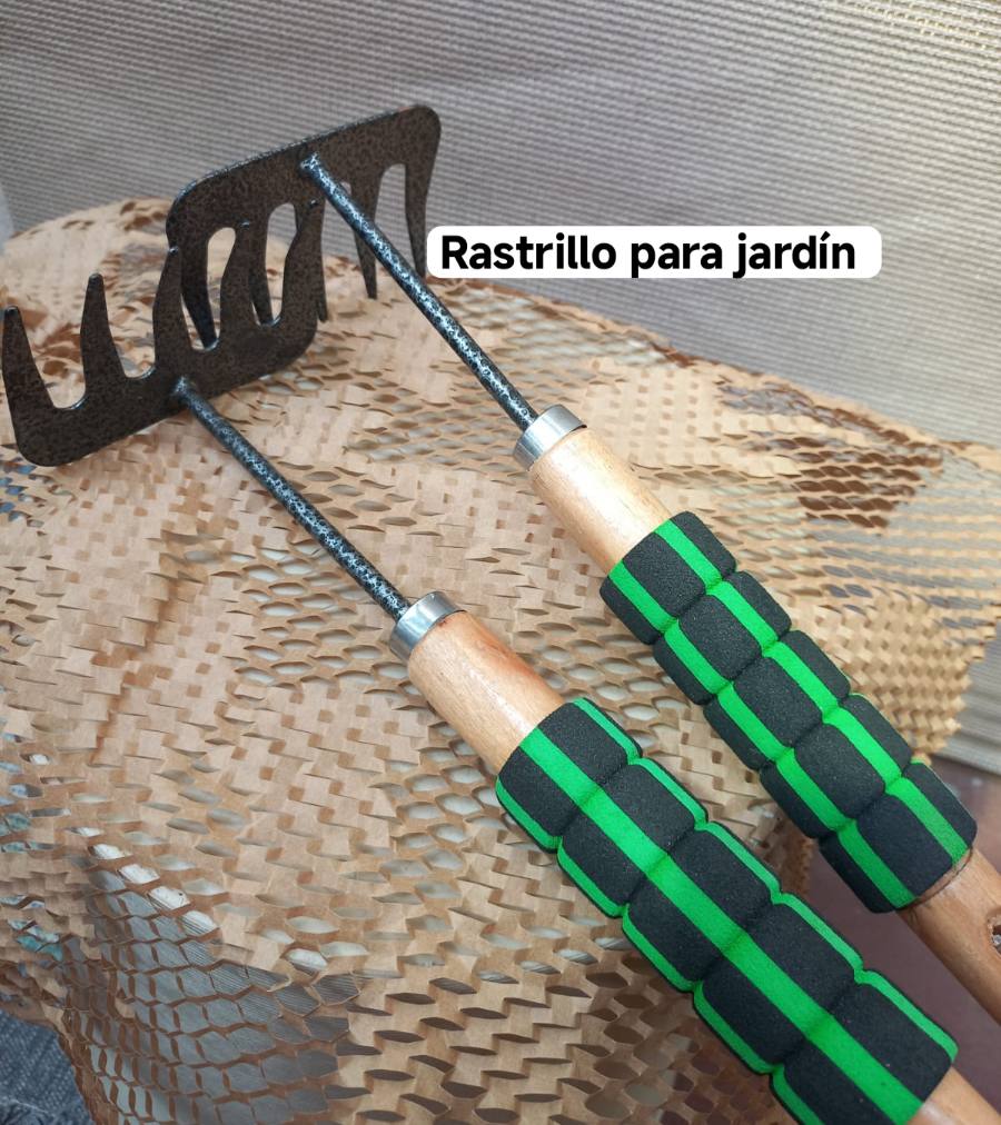 Rastrillo para jardinería