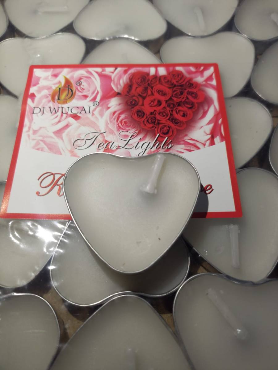 Velas con forma de corazón — foto 2