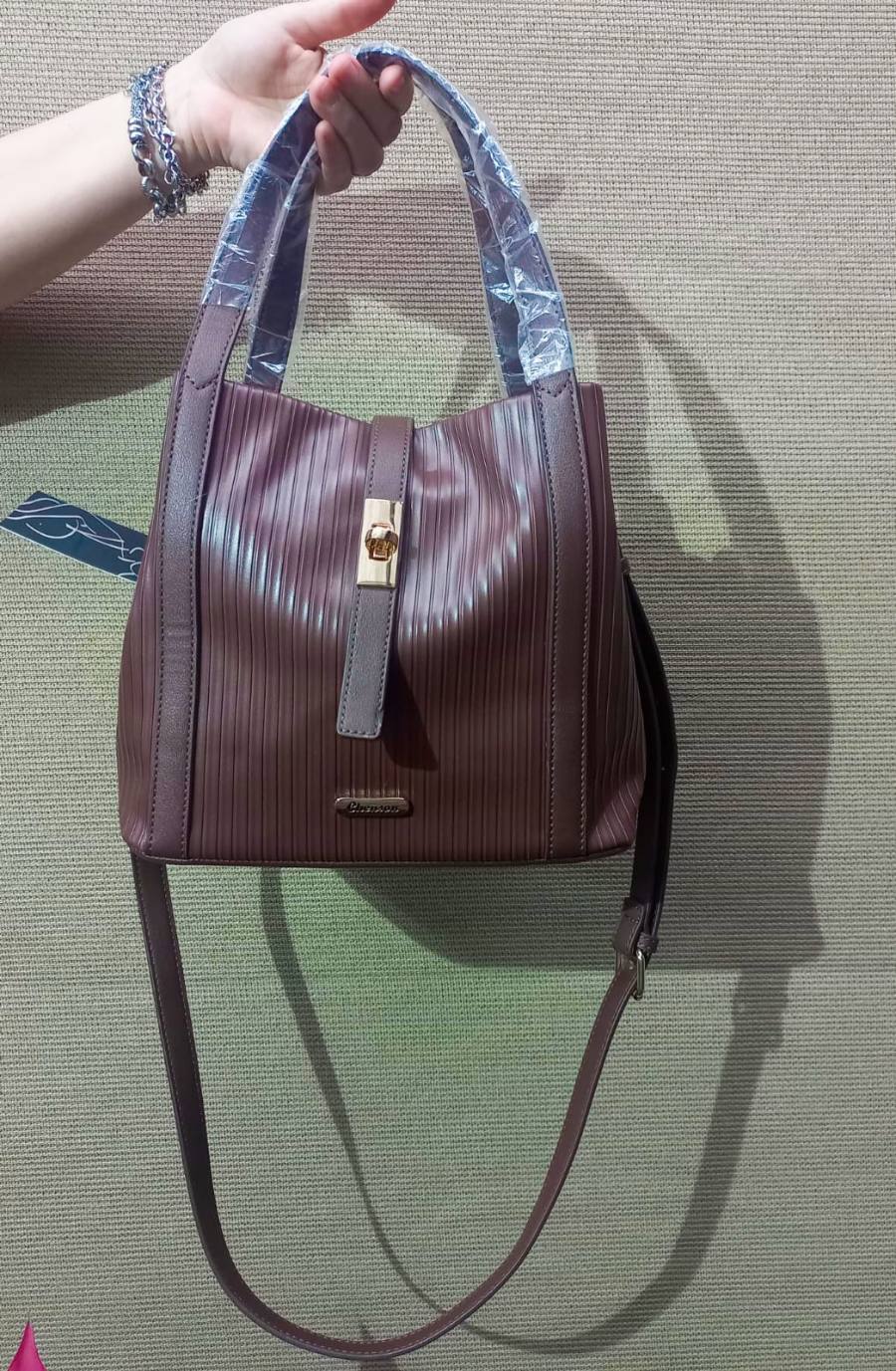 Cartera — foto 1
